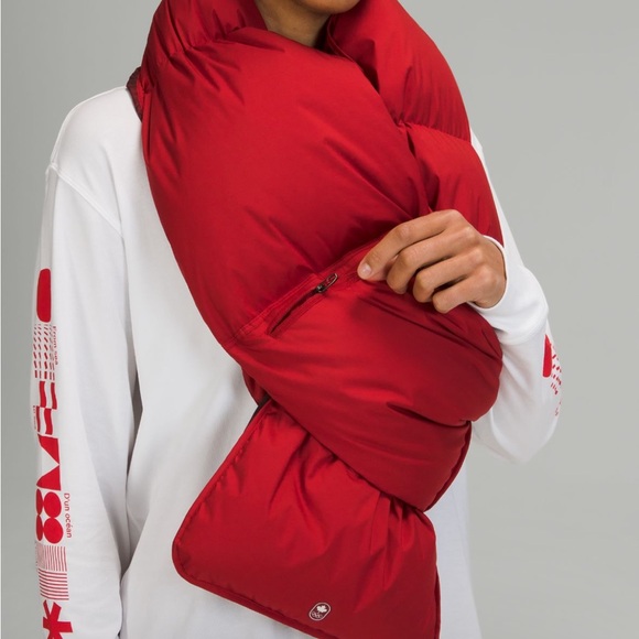 Lululemon x Team Canada Down Filled Insulated Quilted Scarf * Red Marble - Picture 6 of 8